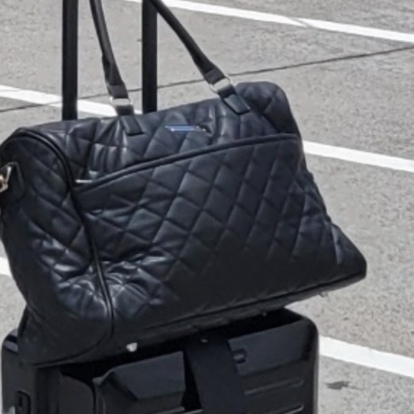 Samantha Brown carry-on Tote with Travel Sleeve - Picture 13 of 15